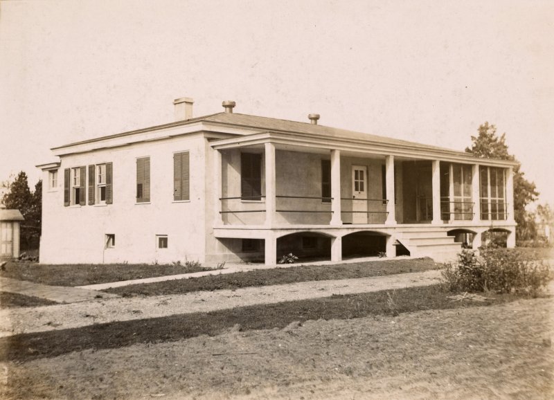 This 1917 photograph shows the keeper’s dwelling at the Green Hill Light. SOURCE: U.S. LIGHTHOUSE SERVICE